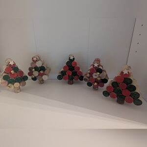 Festive Cork Christmas Tree Set - Red, Green, and Natural Christmas Tree Upcycle